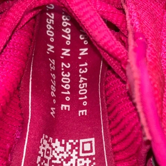 Adidas Adult Vibrant Pink Sneakers sz 8 - Picture 7 of 8